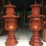 bán đèn mái chùa bằng gỗ trắc