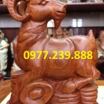 tượng dê gỗ hương dài 20cm